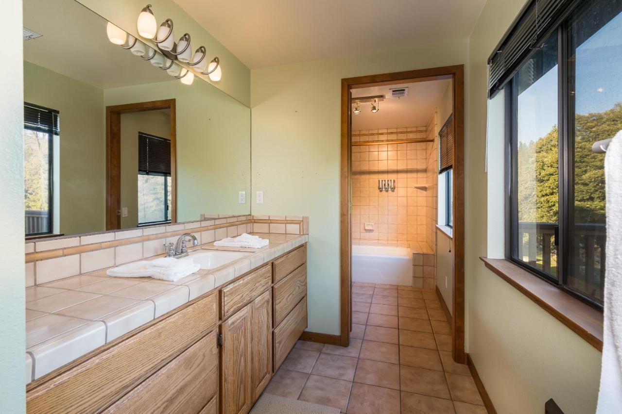 Casa Rio Yosemite -Waterfall Plus 9 Acres Oakhurst Exteriör bild